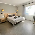 Casa Oasis Tamarindo Апартаменты *